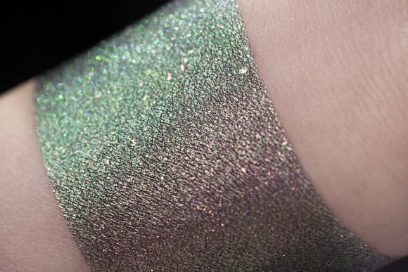 Тени для век Tammy Tanuka "Новая Союзница" - локация Горная Деревушка, 0.5 мл