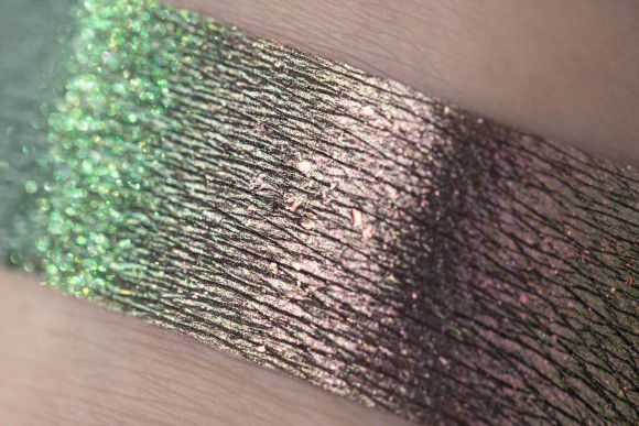 Тени для век Tammy Tanuka "Новая Союзница" - локация Горная Деревушка, 0.5 мл