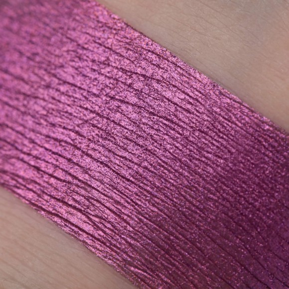 Тени для век Tammy Tanuka "Саботажница" - локация Цветущие Земли, 1 мл