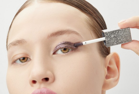 Жидкий глиттер для макияжа Lamel Professional - INSTA Liquid Eyeshadow glitter 406 Фиолетовый