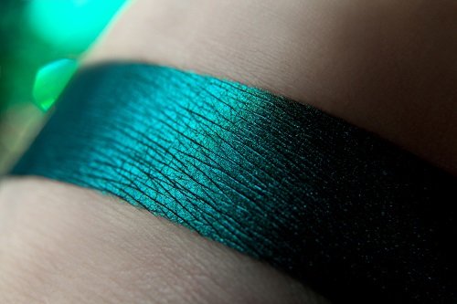 Тени для век Tammy Tanuka "Отрекшаяся" - локация Туманные Земли, 1 мл