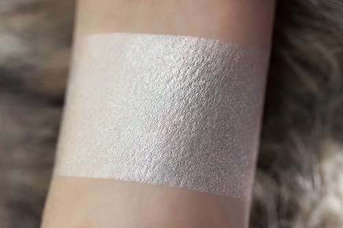 Тени для век Tammy Tanuka "Выкормившая Волчат" - коллекция Горная Деревушка, 1 мл Тени для век Tammy Tanuka "Выкормившая Волчат" - коллекция Горная Деревушка, 1 мл