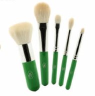 Набор кистей Валери-Д "Мини" на короткой ручке коза - цвет ручки Зеленый - М53-3  Набор кистей Валери-Д "Мини" на короткой ручке коза - цвет ручки Зеленый - М53-3