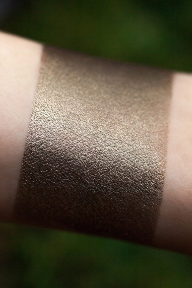 Тени для век Tammy Tanuka "Расставляющая Капканы" - коллекция Горная Деревушка, 1 мл Тени для век Tammy Tanuka "Расставляющая Капканы" - коллекция Горная Деревушка, 1 мл