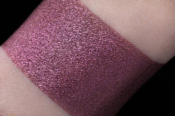 Тени для век Tammy Tanuka "Кутюрье Каштановой Аллеи" - локация Чудолесье, 1 мл