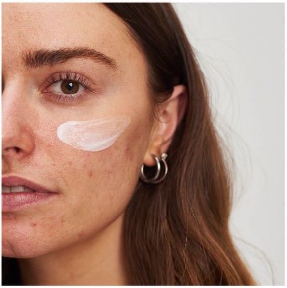 Сыворотка антивозрастная с бакучиолом THE INKEY LIST - Bakuchiol, 30 мл Сыворотка антивозрастная с бакучиолом THE INKEY LIST - Bakuchiol, 30 мл