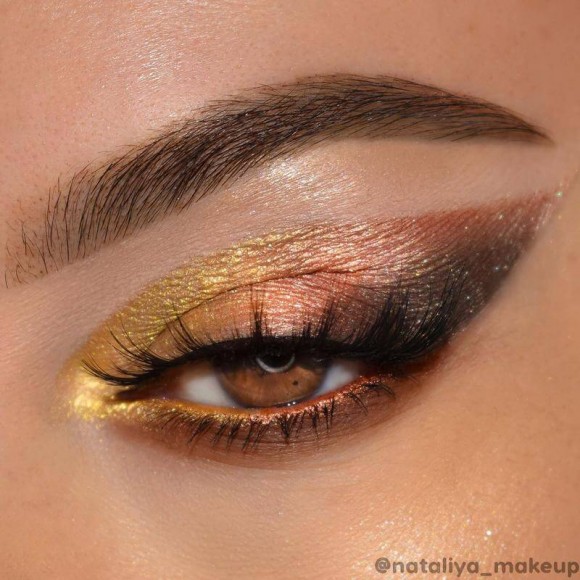 Палетка теней ColourPop - Off Melrose