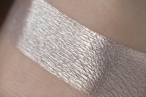 Тени для век Tammy Tanuka "Белокурая Атаманша" - локация Горная Деревушка, 1 мл