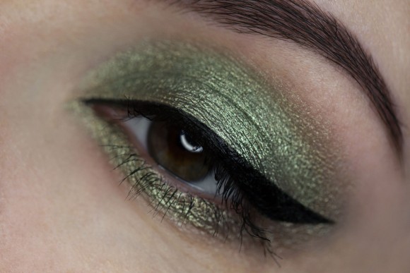 Тени для век Tammy Tanuka "Фехтовальщица" - локация Горная Деревушка, 1 мл Тени для век Tammy Tanuka "Фехтовальщица" - локация Горная Деревушка, 1 мл