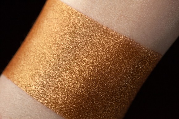 Тени для век Tammy Tanuka "Демонстрирующая Боевые Трофеи" - коллекция Кочевницы Пустыни, 1 мл