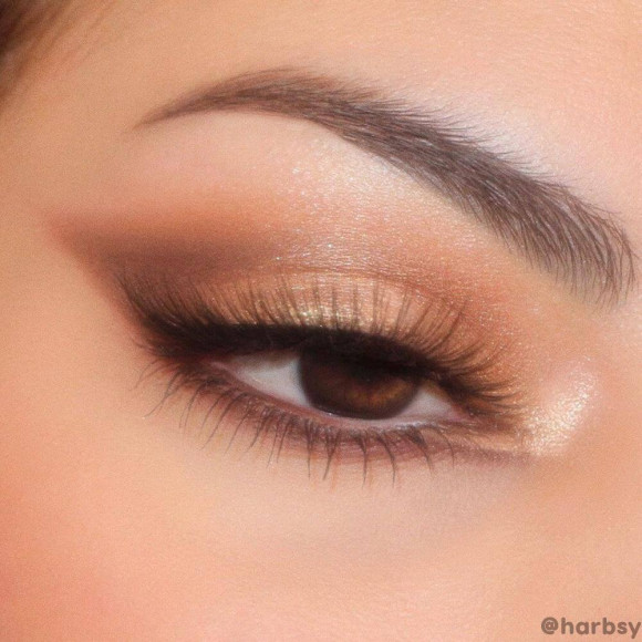 Палетка теней ColourPop - Plush Like Me Палетка теней ColourPop - Plush Like Me