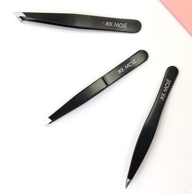 Набор пинцетов в чехле Nikk Mole базовый для коррекции бровей - черный, 3 шт + чехол