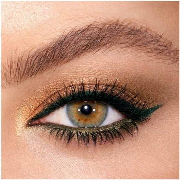 Палетка теней Charlotte Tilbury - Luxury Palette - Green Lights Палетка теней Charlotte Tilbury - Luxury Palette - Green Lights