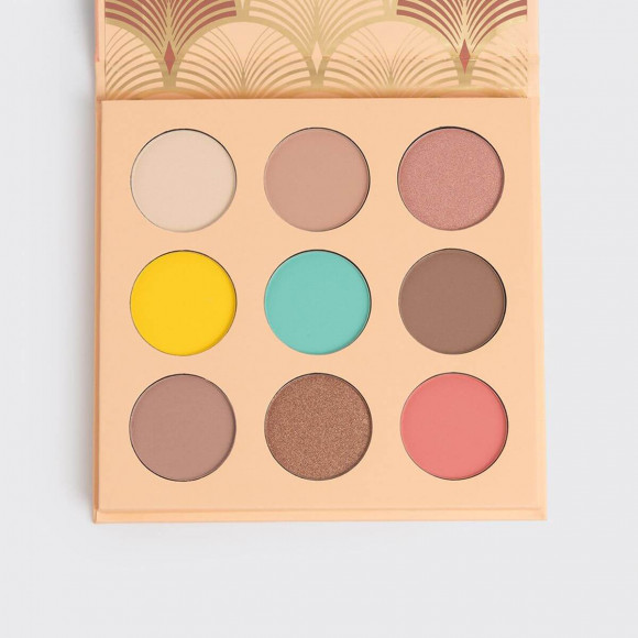 Палетка теней VIVIENNE SABO - Haute Couture - INTRIGUE, тон 01