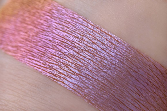 Тени для век Tammy Tanuka "Замыкающая Временное Кольцо" - локация Лунное Плато, 1 мл