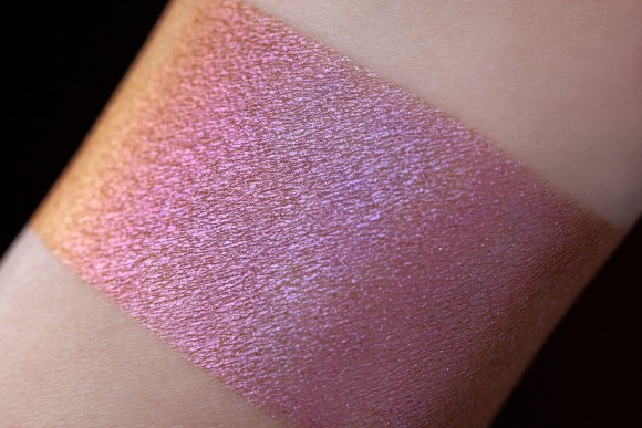 Тени для век Tammy Tanuka "Замыкающая Временное Кольцо" - локация Лунное Плато, 1 мл