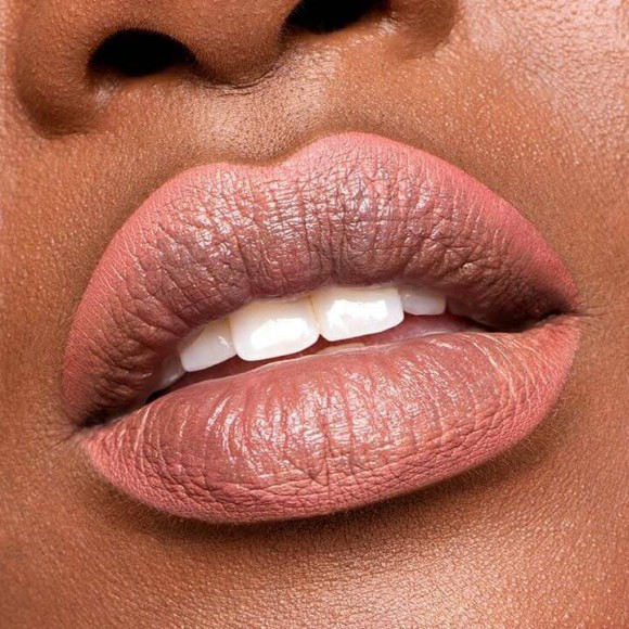 Карандаш для губ CATRICE - Plumping Lip Liner - 040 Starring Role