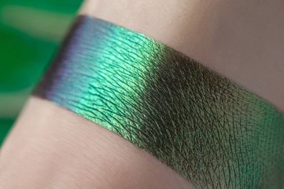 Тени для век Tammy Tanuka ХРОМАТИК: Неподчинение, 1 мл Тени для век Tammy Tanuka ХРОМАТИК: Неподчинение, 1 мл