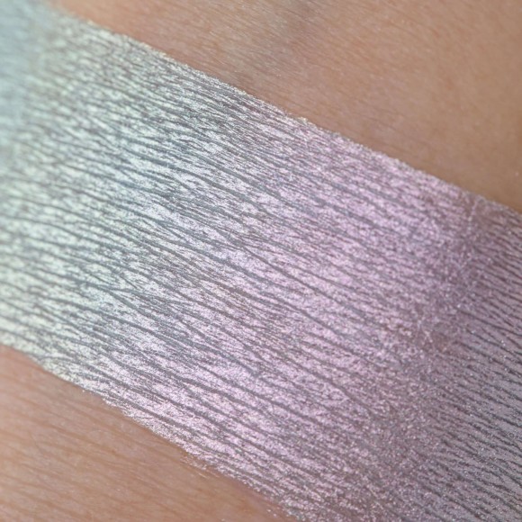 Тени для век Tammy Tanuka "Водяная Фея" - локация Беспокойное Море, 1 мл