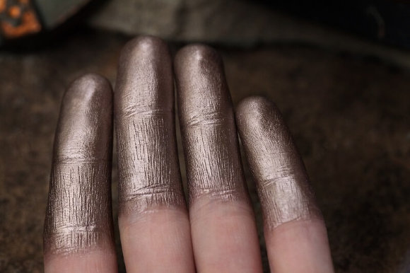 Тени для век Tammy Tanuka "Неприступная" - серия Горная Деревушка, 1 мл Тени для век Tammy Tanuka "Неприступная" - серия Горная Деревушка, 1 мл