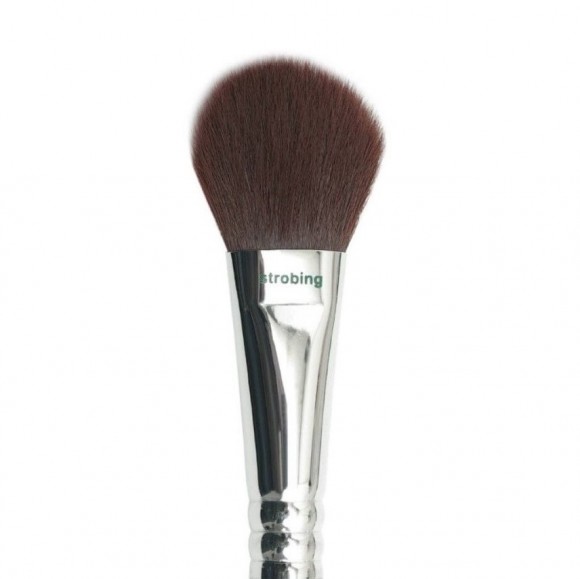 307 Кисть для макияжа UniCorn антибактериальная синтетика Corn-l18 Roubloff лепесток, ручка изумрудная прямая