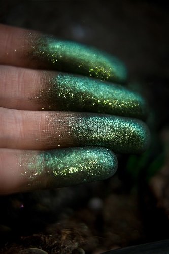 Тени для век Tammy Tanuka "Разбудившая Древнего Дракона" - коллекция Повелительницы Драконов, 1 мл Тени для век Tammy Tanuka "Разбудившая Древнего Дракона" - коллекция Повелительницы Драконов, 1 мл