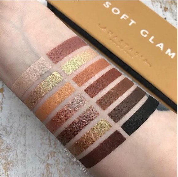 Палетка теней Anastasia Beverly Hills Soft Glam Palette Палетка теней Anastasia Beverly Hills Soft Glam Palette