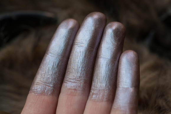 Тени для век Tammy Tanuka "Волчий Пастырь" - серия Туманные Земли, 1 мл Тени для век Tammy Tanuka "Волчий Пастырь" - серия Туманные Земли, 1 мл