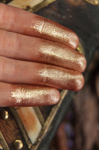 Тени для век Tammy Tanuka "Наследница Трона" - локация Драконий Пик, 1 мл Тени для век Tammy Tanuka "Наследница Трона" - локация Драконий Пик, 1 мл