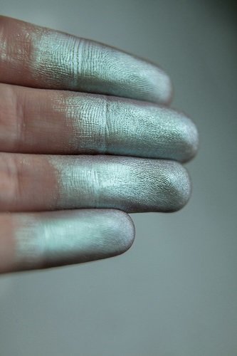 Тени для век Tammy Tanuka "Бегущая Наперегонки с Ручьями" - локация Горная Деревушка, 1 мл