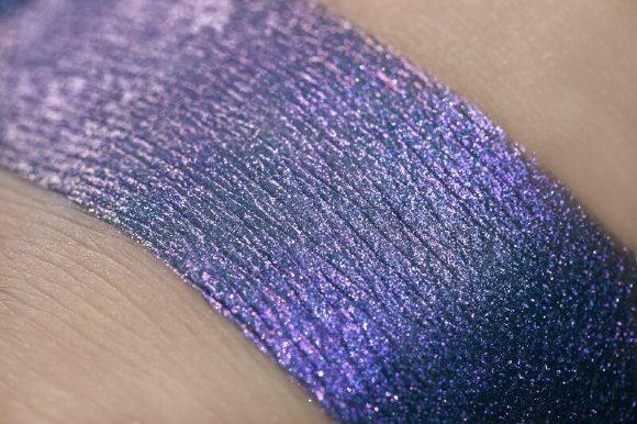 Тени для век Tammy Tanuka "Дитя Мистерии Грез" - локация Цветущие Земли, 1 мл