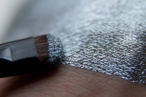 Тени для век Tammy Tanuka "Укрощающая Сталь" - коллекция Нежить, 1 мл