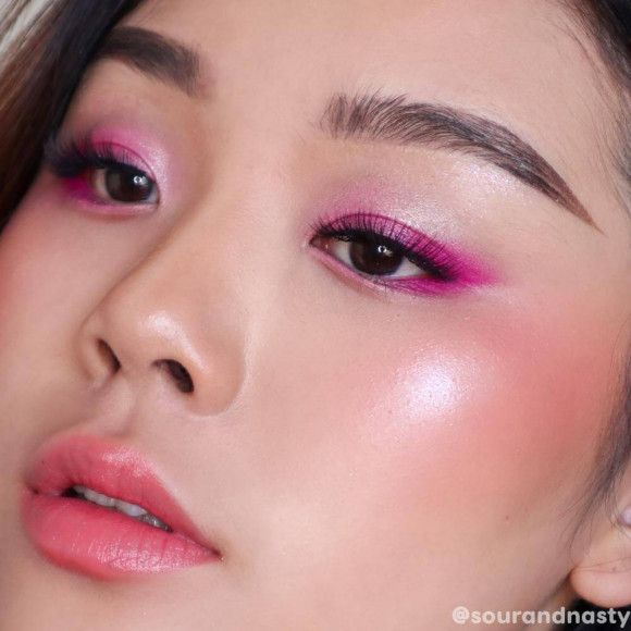 [Уценка] Палетка теней ColourPop - Cherry Sweet [Заводской брак]