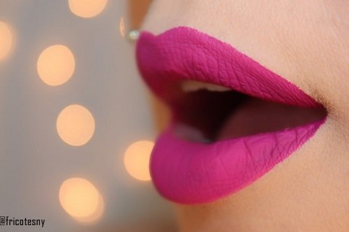 Матовая губная помада Sleek MakeUP Matte Me №431 Fandango Purple Матовая губная помада Sleek MakeUP Matte Me №431 Fandango Purple