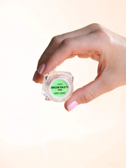 [Истекающий срок годности] Паста для бровей Nikk Mole Brow Paste - Зелёное яблоко неон - Mini, 10гр