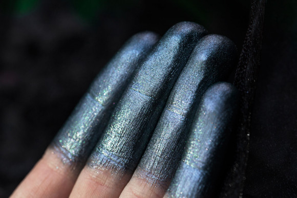 Тени для век Tammy Tanuka "Навь" - серия Туманные Земли, 1 мл Тени для век Tammy Tanuka "Навь" - серия Туманные Земли, 1 мл