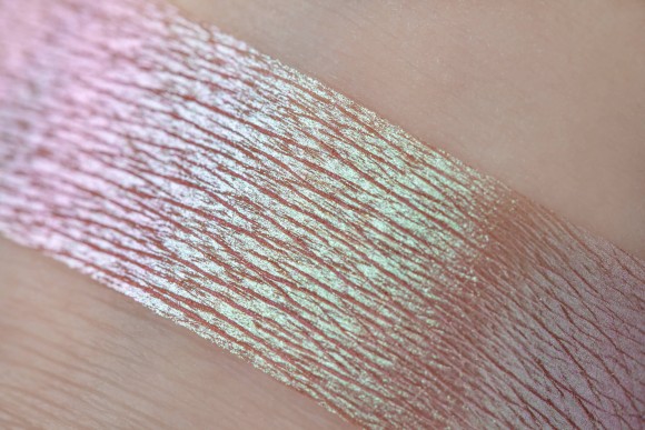 Тени для век Tammy Tanuka "Самозабвенная Шарманщица" - локация Пустыня Заката, 1 мл