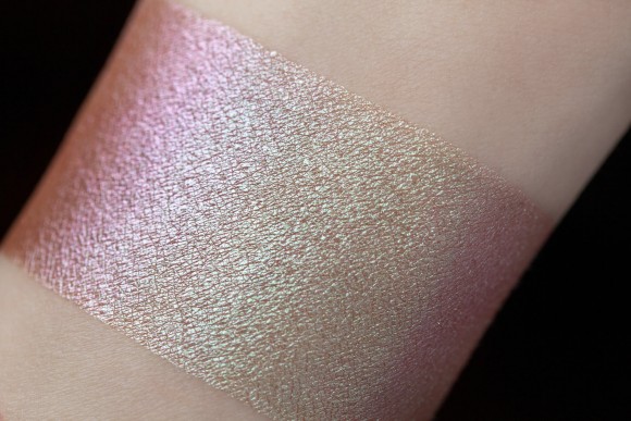 Тени для век Tammy Tanuka "Самозабвенная Шарманщица" - локация Пустыня Заката, 1 мл