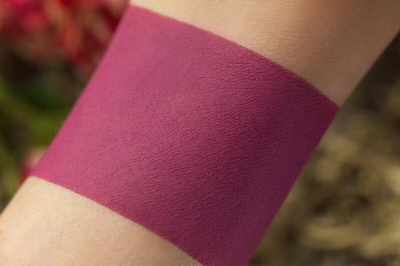 Тени для век Tammy Tanuka "Возмутительница Спокойствия" - локация Светлый Замок, 1 мл