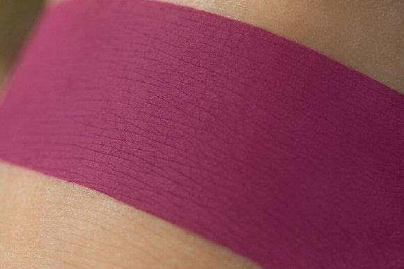 Тени для век Tammy Tanuka "Возмутительница Спокойствия" - локация Светлый Замок, 1 мл