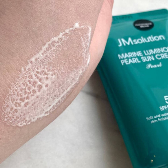 [Истекающий срок годности] Солнцезащитный крем JMsolution x Disney с экстрактом жемчуга - Marine Luminous Pearl Sun Cream SPF 50+ PA++++, 50 мл