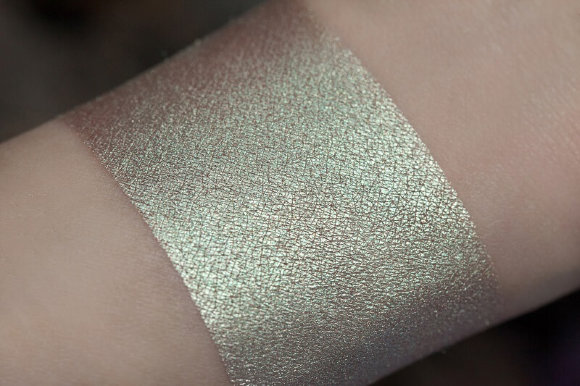 Тени для век Tammy Tanuka "Иволга" - локация Горная Деревушка, 1 мл