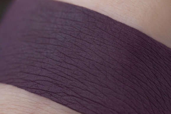 Тени для век Tammy Tanuka "Казнившая Сплетников" - локация Темный Замок, 1 мл