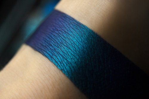 Тени для век Tammy Tanuka "Вестница Бури" - локация Приветливый Берег, 1 мл