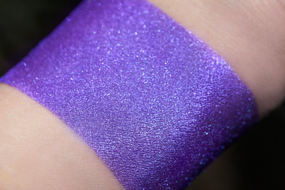 Тени для век Tammy Tanuka "Толкователь Бестиария" - локация Цветущие Земли, 1 мл