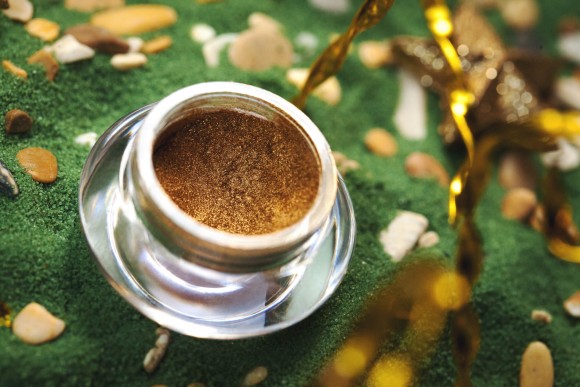 Тени для век Tammy Tanuka "Дочь Морского Царя" - локация Приветливый Берег, 1 мл