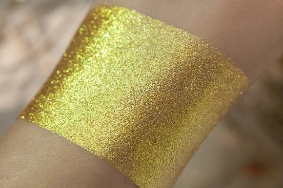 Тени для век Tammy Tanuka "Бегунья с Золотыми Рожками" - серия Русалки, 1 мл Тени для век Tammy Tanuka "Бегунья с Золотыми Рожками" - серия Русалки, 1 мл