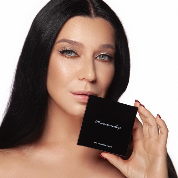 Палетка теней для век RomanovaMakeup - Sexy Eyeshadow Palette - SPICES & CACAO Палетка теней для век RomanovaMakeup - Sexy Eyeshadow Palette - SPICES & CACAO