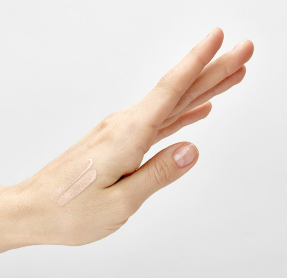 [Истекающий срок годности] Основа под макияж и тональный крем 2 в 1 Estrade - Perfect Duo, тон 02 Теплый бежевый