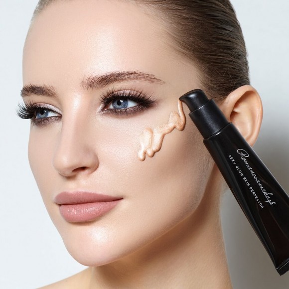 Кремовый хайлайтер RomanovaMakeup - Sexy Glow Skin Perfector Кремовый хайлайтер RomanovaMakeup - Sexy Glow Skin Perfector